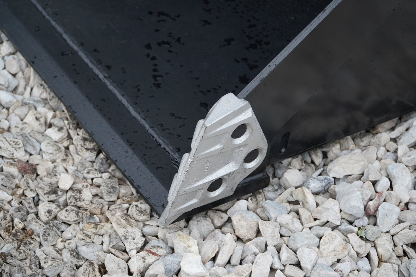 IDT Bucketzilla Track Loader Bucket