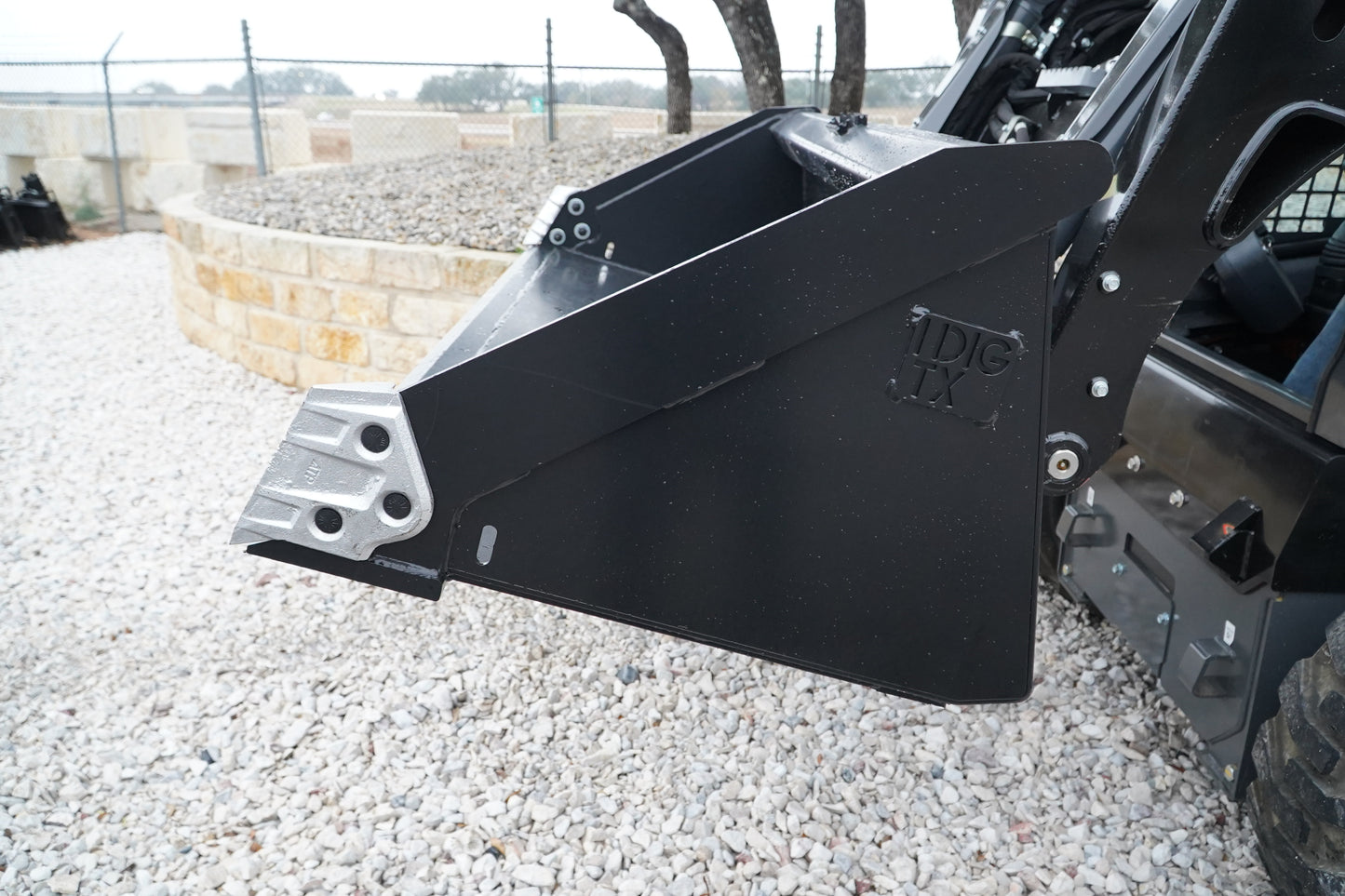 IDT Bucketzilla Track Loader Bucket