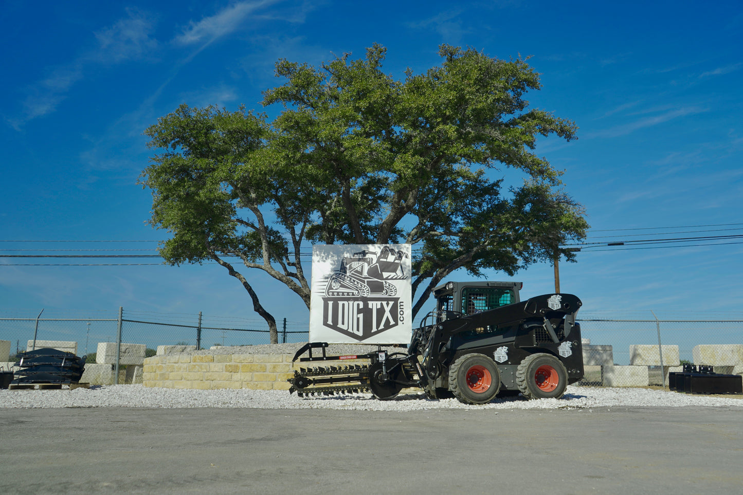 T255 Trencher - 36" Boom