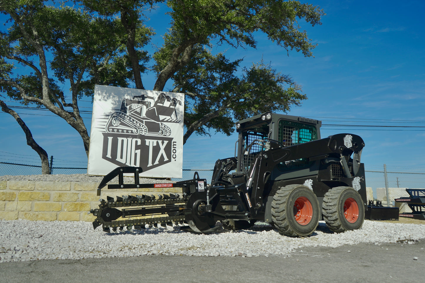 T255 Trencher - 36" Boom