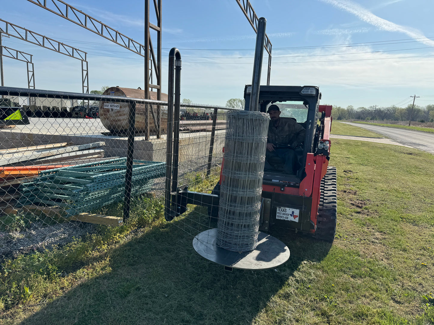 AMFG Simple Stretch Fence Stretcher (with deluxe mount)