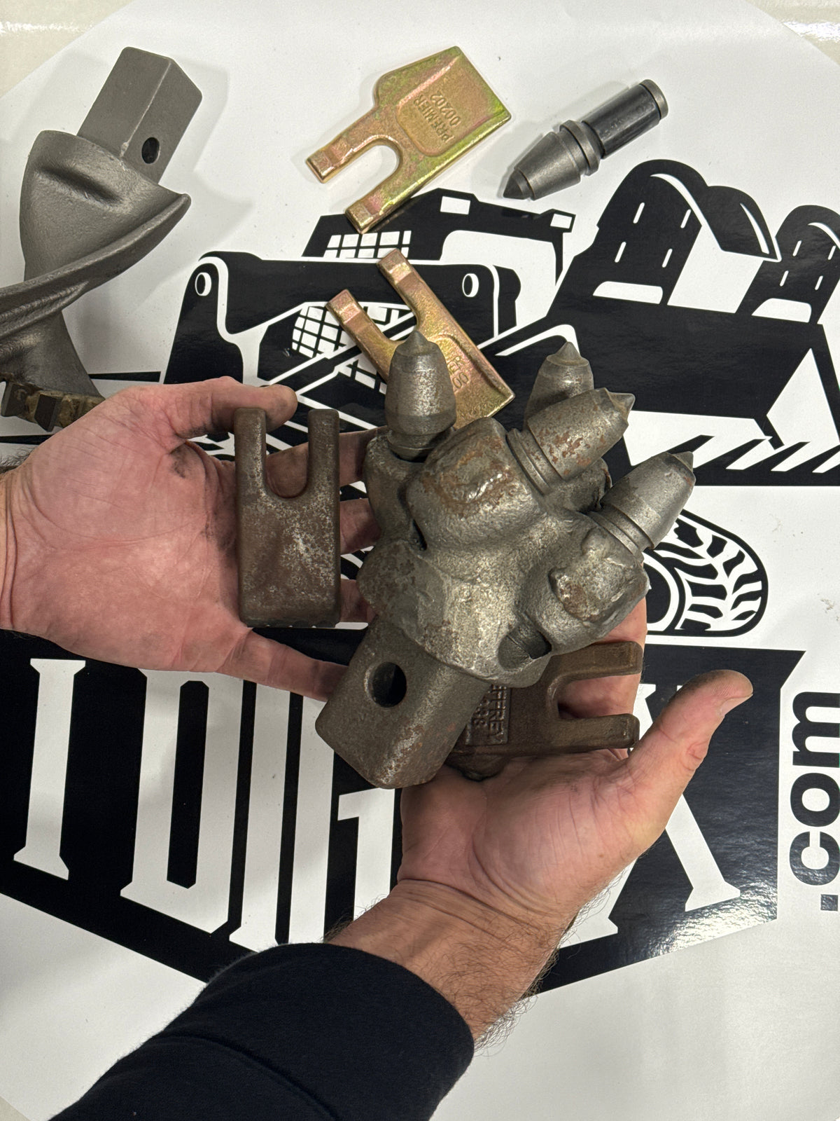 Auger Parts | Replacement Rock Teeth & Tips for Sale
