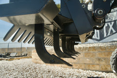IDT Landscape Finishing Rake With Rippers